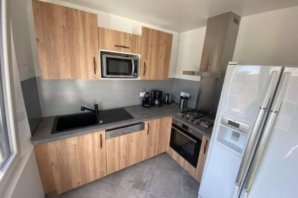 Maison De 2 A 8 Personnes 5 Chambres Portbail Zewnętrze zdjęcie